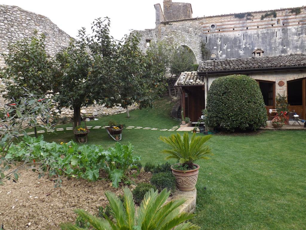 Agriturismo San Giovanni Ad Insulam Isola del Gran Sasso dʼItalia Kültér fotó
