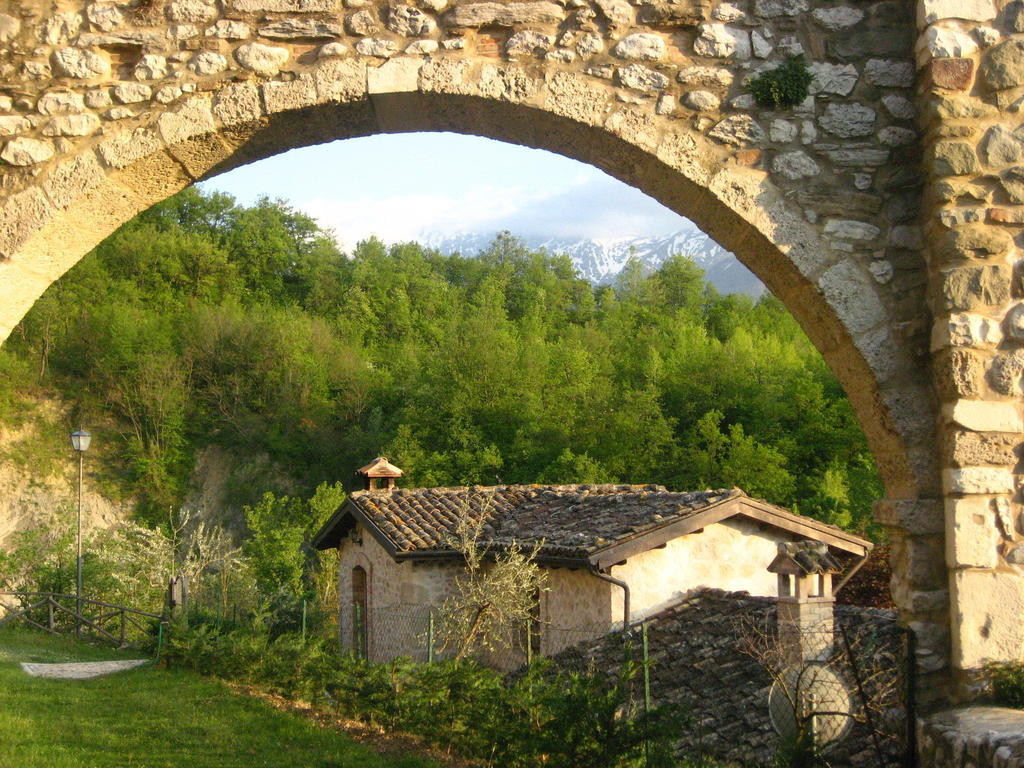 Agriturismo San Giovanni Ad Insulam Isola del Gran Sasso dʼItalia Kültér fotó